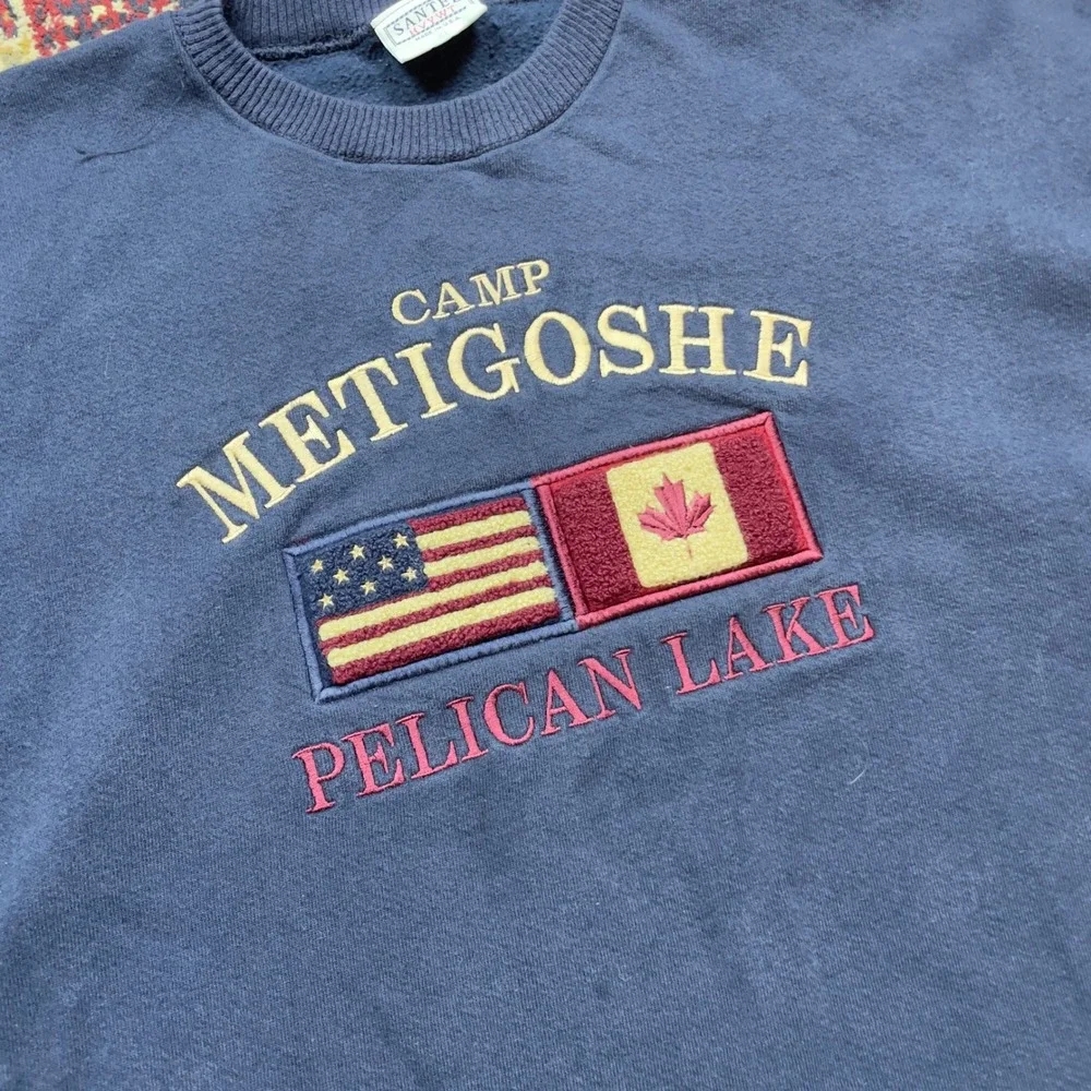 Camp Metigoshe Pelican Lake Sweatshirt Navy Blue USA Canada Flags Mens‎ XL